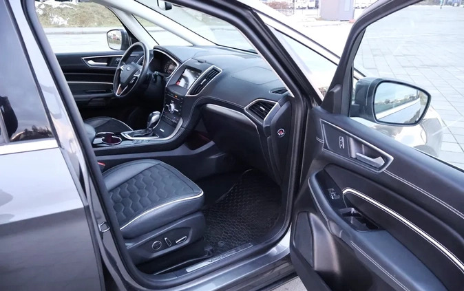 Ford S-Max cena 124230 przebieg: 168924, rok produkcji 2017 z Gdańsk małe 781